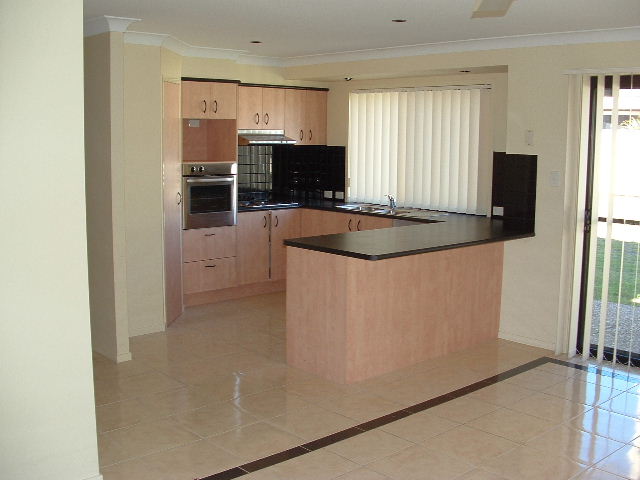 Large Home Picture 3