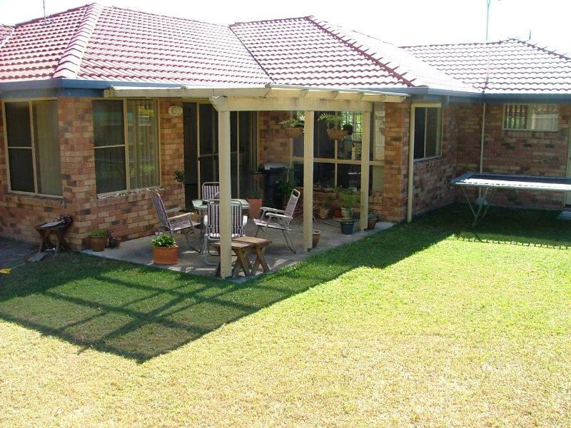 Sandstone Point Picture 1