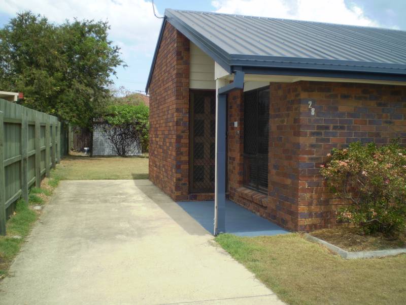 3 Bedrooms, Brick Picture 2