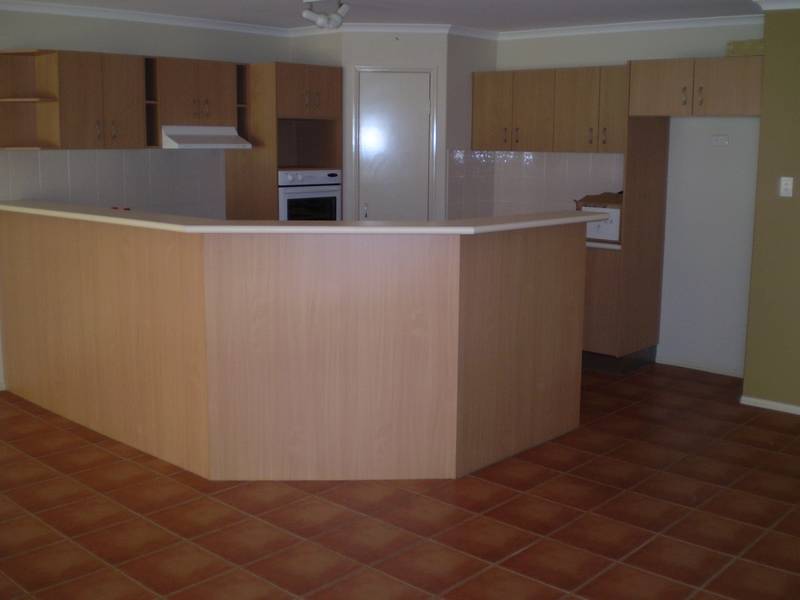 Dual Living at Banksia Beach Picture 3