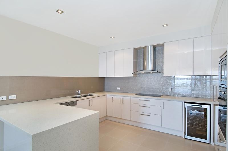 Complete Sea Change - Luxury Penthouse Apartment Picture 1