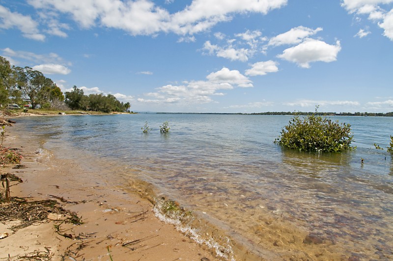 Spinnaker Blue: Prestige New Complex On The Water Picture 2