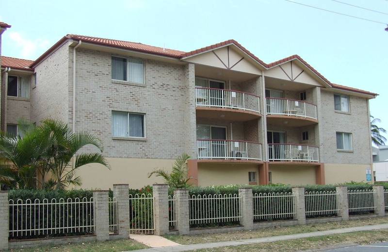 Unit With Views Picture 1