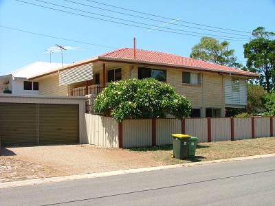 LISTEN TO THE SURF Picture