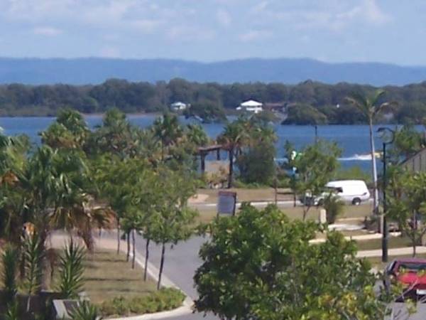 IMAGINE LIVING HERE Picture 2