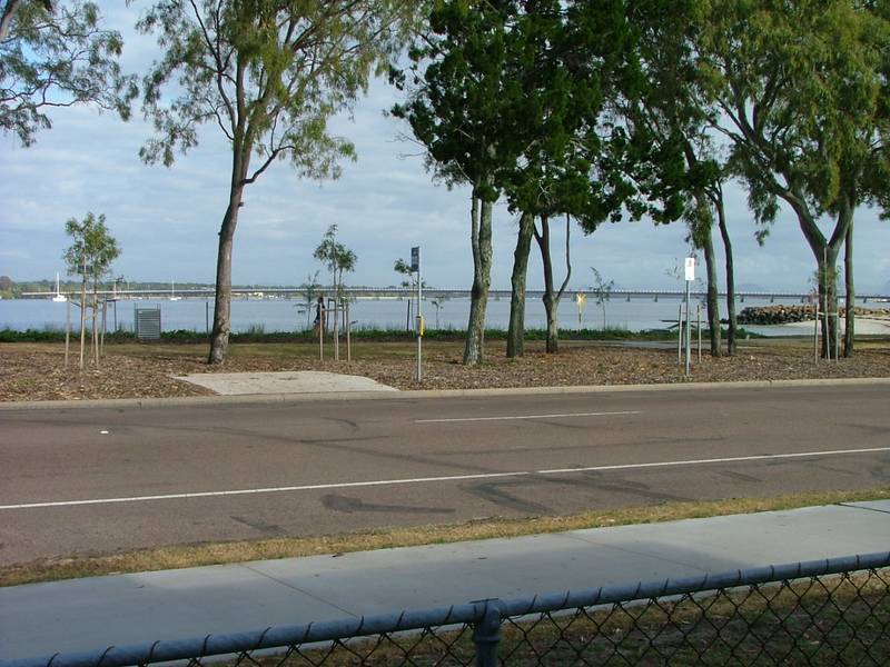 Serenity Overlooking Beautiful Pumicestone Passage Picture 2