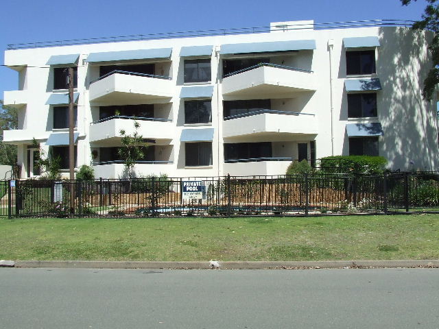 Pool In Complex Picture 1