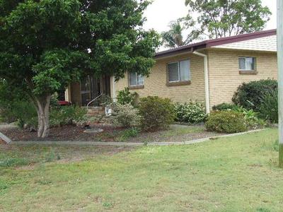 Neat Home Close To Water Picture