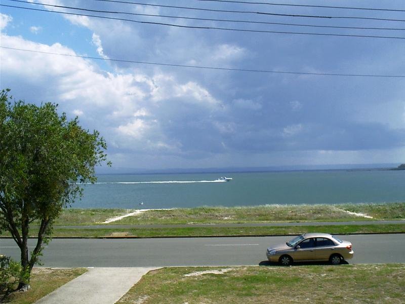 FIRST FLOOR - ABSOLUTE WATERFRONT Picture 2