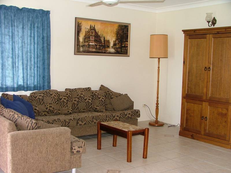 CLEARVIEW COURT Picture 3