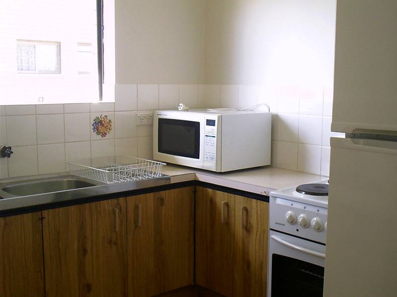 REFRESHING, ELEGANT & AIR CONDITIONED Picture 2