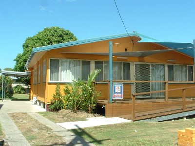 WHEEL CHAIR FRIENDLY WITH WATER VIEW Picture