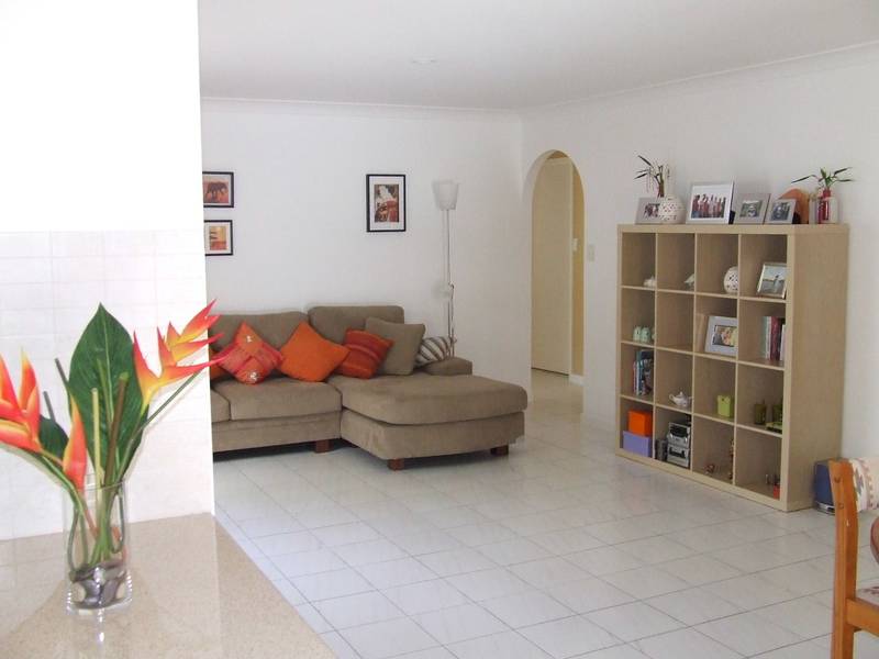 Spacious, Spectacular & Super Location Picture 3