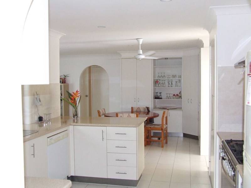 Spacious, Spectacular & Super Location Picture 1