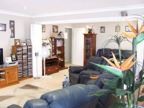 Raring to Move On! Picture 3