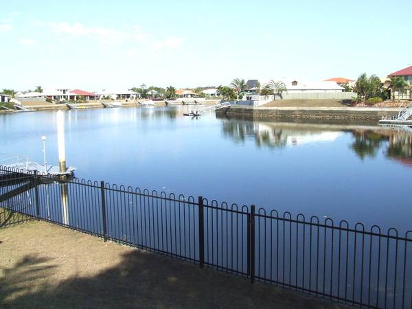 $675,000 - Yes You Have Read Right! Picture 1