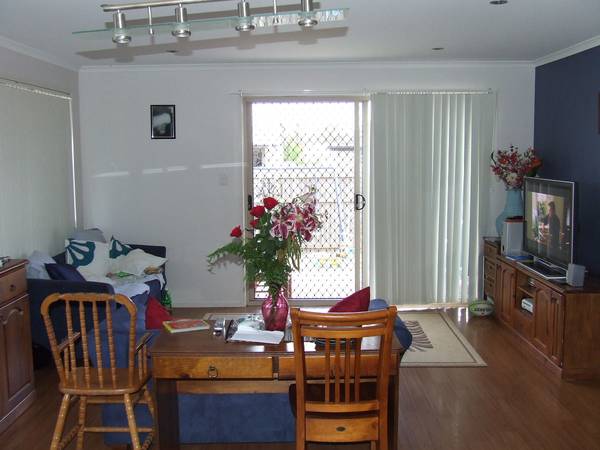 Sandstone Point's Best Buy! Picture 2