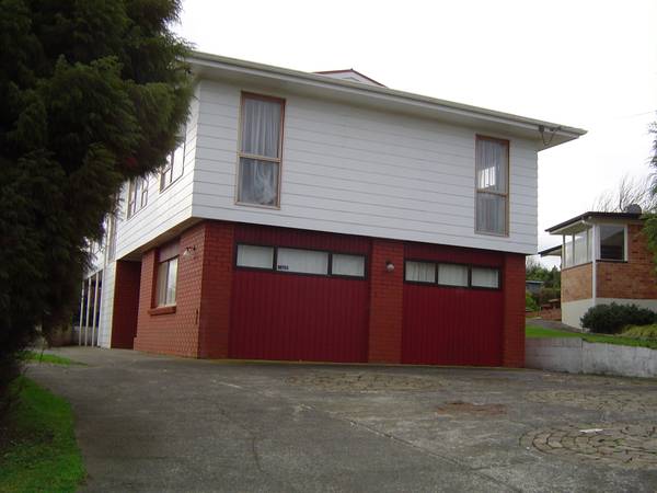 DON'T CRAMP YOUR STYLE Picture 1