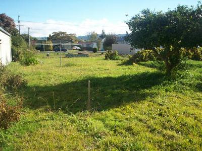 FLAT SECTION - GREAT LOCATION Picture