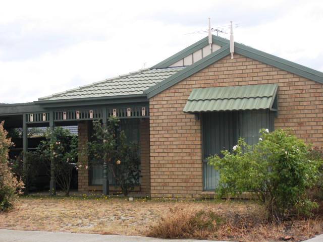 3 BEDROOM + STUDY Picture 1