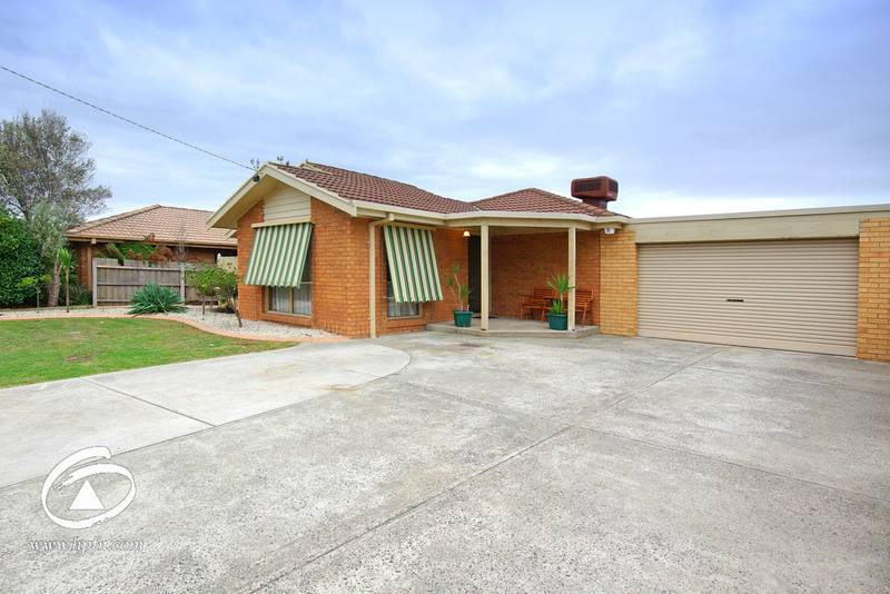 STEP INSIDE AND DISCOVER Picture 3