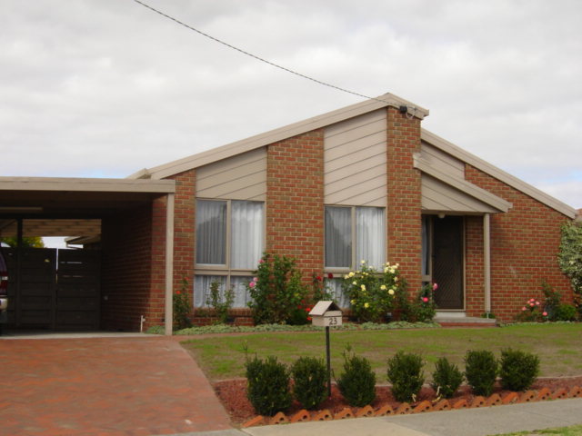 GREAT VALUE FAMILY HOME Picture 1