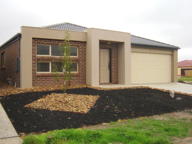 ALL THE HARD WORK IS DONE - JUST MOVE IN & ENJOY Picture 2