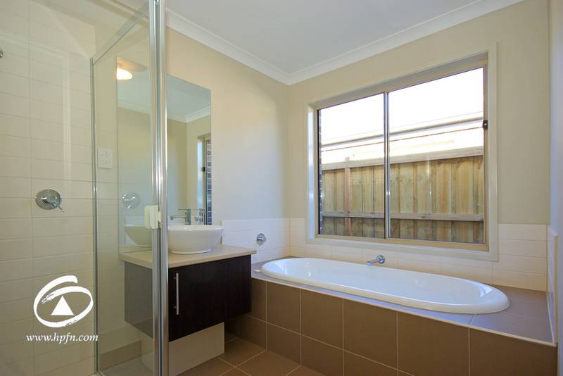 ALL THE HARD WORK IS DONE - JUST MOVE IN & ENJOY Picture 3