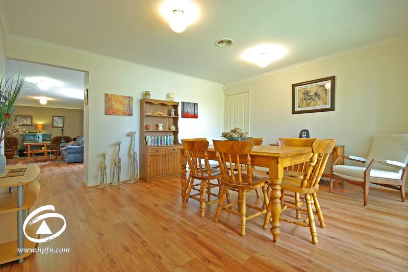 PICTURE PERFECT Picture 2