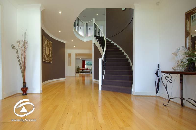 Sophisticated Style Offering Fabulous Lifestyle Picture 2