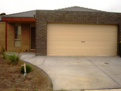 MODERN AND STYLISH **LEASED - AWAITING DEPOSIT** Picture MODERN AND STYLISH **LEASED - AWAITING DEPOSIT** Picture