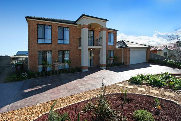 LOOKING FOR YOUR DREAM HOME? Picture 2