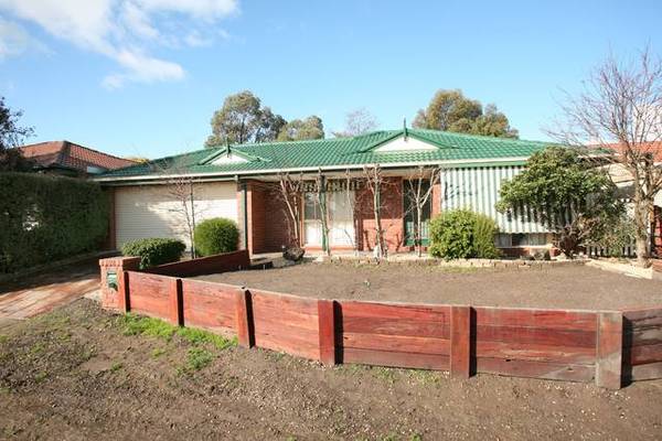 NORTH OF THE HIGHWAY - FAMILY FRIENDLY Picture 2