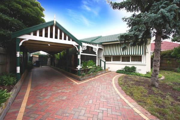 SPLASH OUT THIS SUMMER!! Picture 1