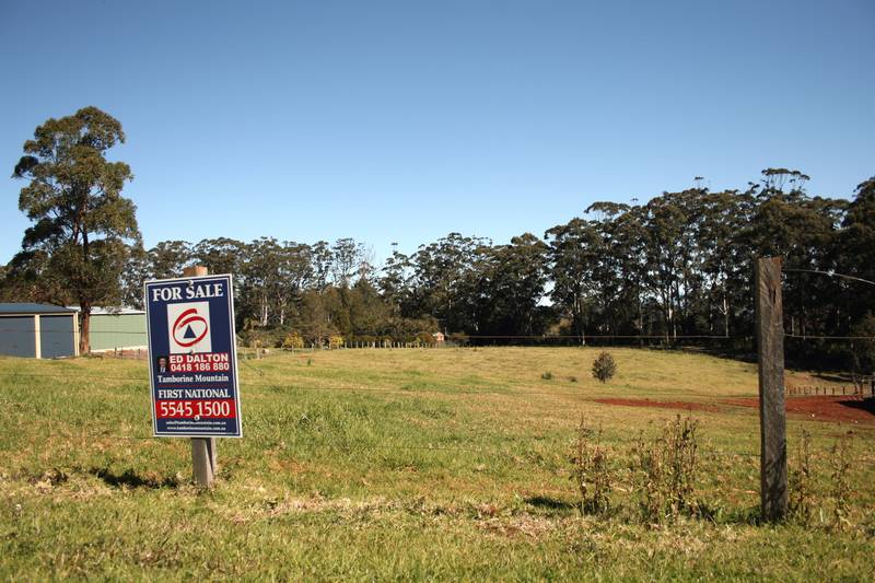 FANTASTIC SMALL ACREAGE Picture 1