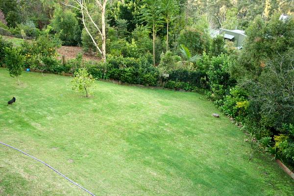 AFFORDABLE FAMILY LIVING WITH VIEWS- SOLD! Picture 2