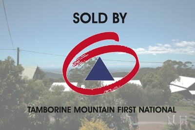 MONSTER HOME WITH STUNNING VIEWS AT A BARGAIN PRICE ! Picture