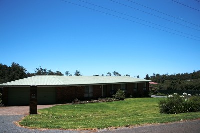 RURAL PARADISE WITH AN INCOME Picture