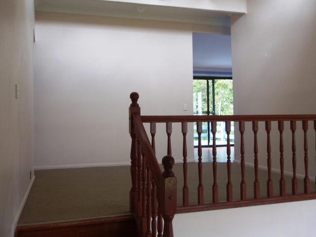 Split level family home Picture