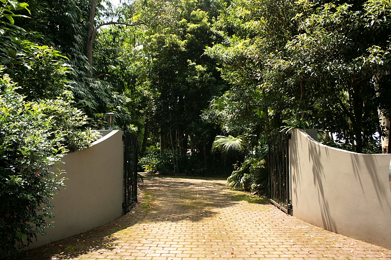 Substantial Property With Commercial Income Potential Picture 1