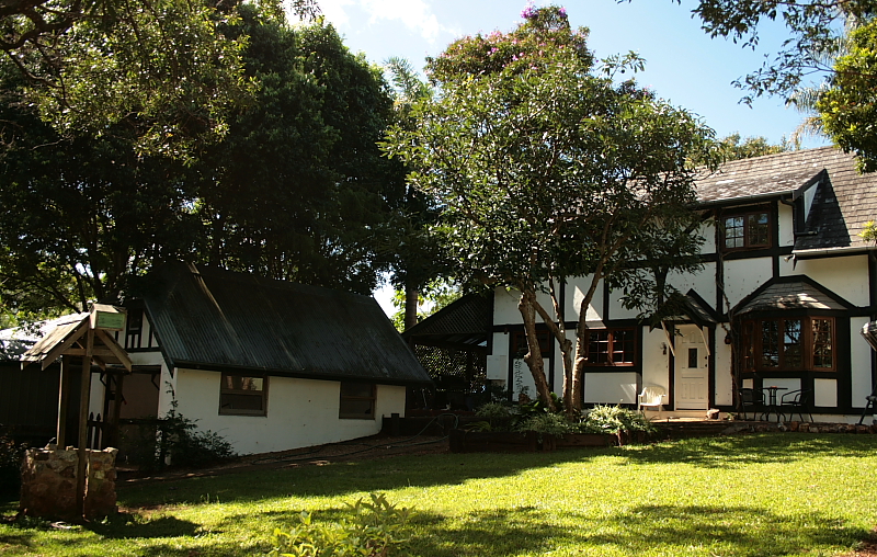 Quaint Tudor Cottage in Olde Eagle Heights Picture 1