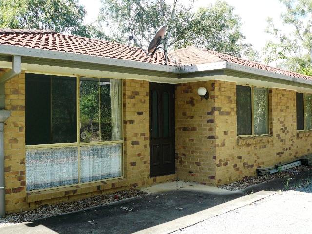 Neat and tidy home on acreage Picture 2