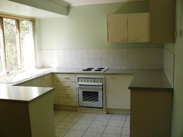 Neat and tidy home on acreage Picture 3