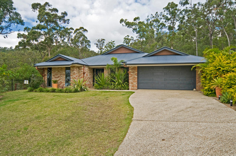 Timberview Estate's Finest Home (Price Reduced) Picture 2