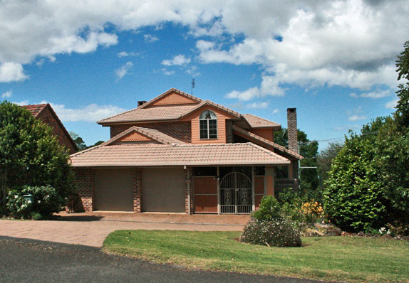 A CLASS ACT Picture 1