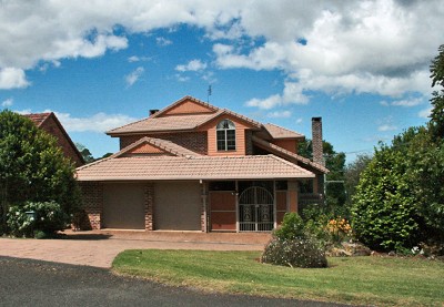 A CLASS ACT Picture A CLASS ACT Picture