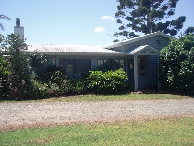 Leased By Tamborine Mountain First National Picture