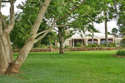 PRIVATE SANCTUARY FILLED WITH COMFORT AND CHARM Picture PRIVATE SANCTUARY FILLED WITH COMFORT AND CHARM Picture