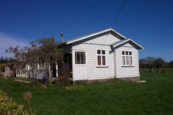 FIORDLAND at YOUR DOOR STEP Picture 1