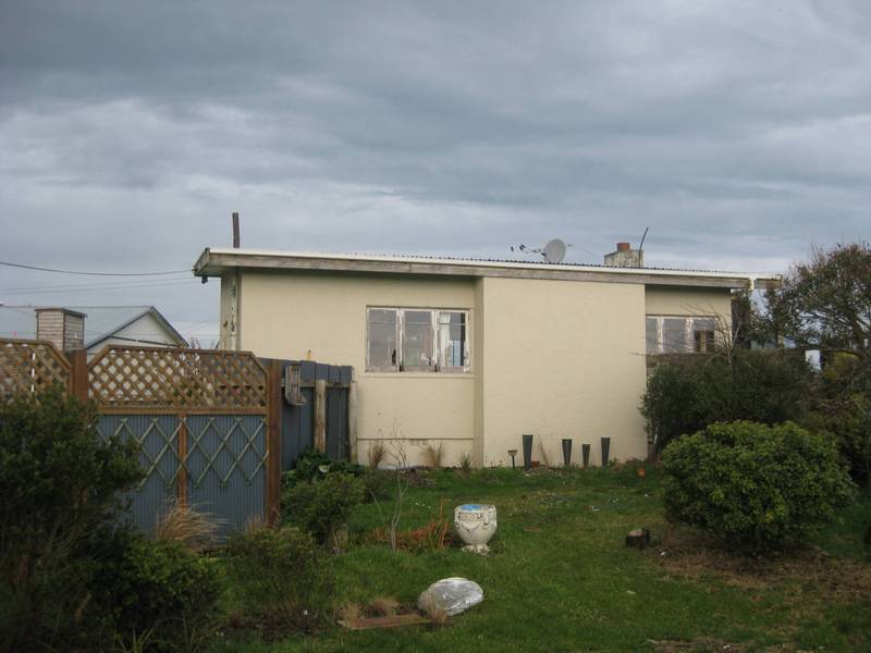 WATERFRONT COLAC BAY Picture 2